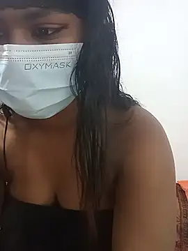 Snapshot of honeyi_babe chatting on 1, 7, 2026 honeyi babe online show from 1, 7, 2026