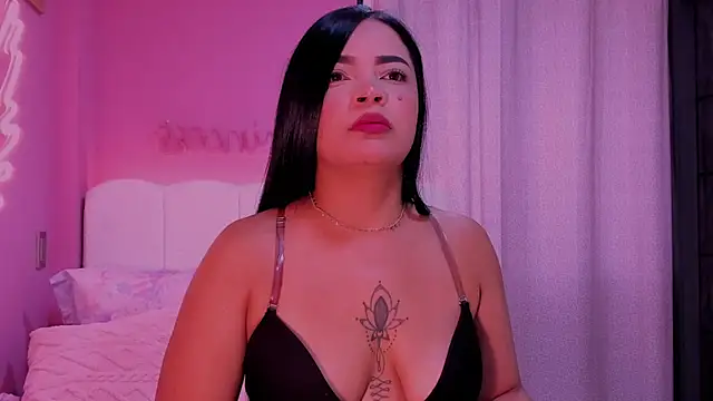 Snapshot of nicole_fiire chatting on 4, 4, 2026 nicole fiire online show from 4, 4, 2026