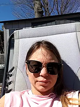 Couple qc online show from 25, 4, 2026
