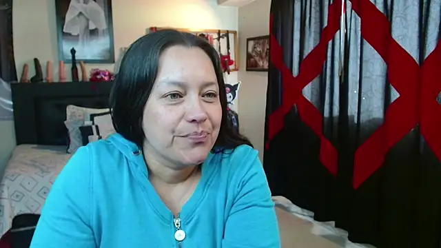 PenelopeSuency online show from 4, 8, 2026