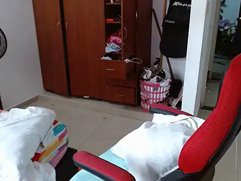 Snapshot of venecasexy45 chatting on 19, 3, 2026 venecasexy45 online show from 19, 3, 2026