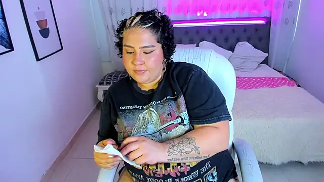 Snapshot of Wen_Jones chatting on 21, 3, 2026 Wen Jones online show from 21, 3, 2026