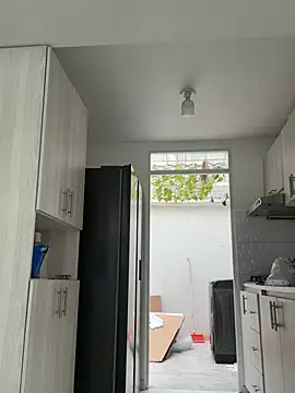 Lauren Storm online show from 18, 4, 2026
