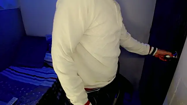 Mathias twinkk online show from 21, 3, 2026