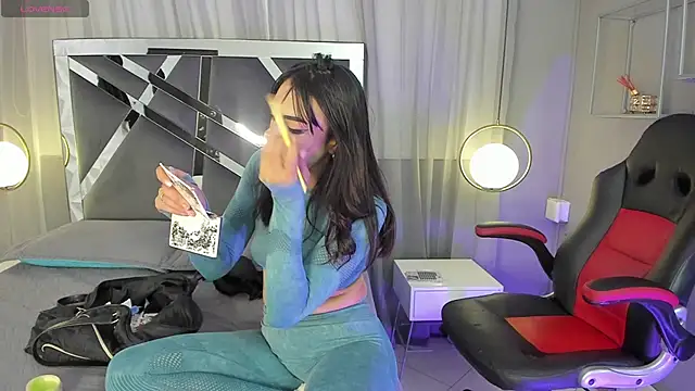 Magic katt online show from 10, 4, 2026