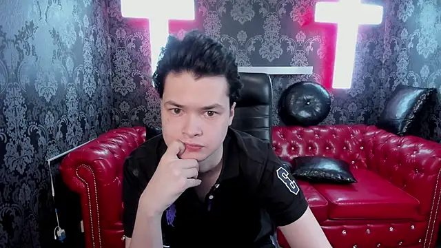 Snapshot of EdwardBev chatting on 23, 3, 2026 EdwardBev online show from 23, 3, 2026