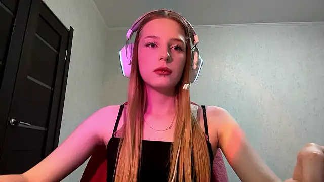 hikkiii online show from 23, 3, 2026