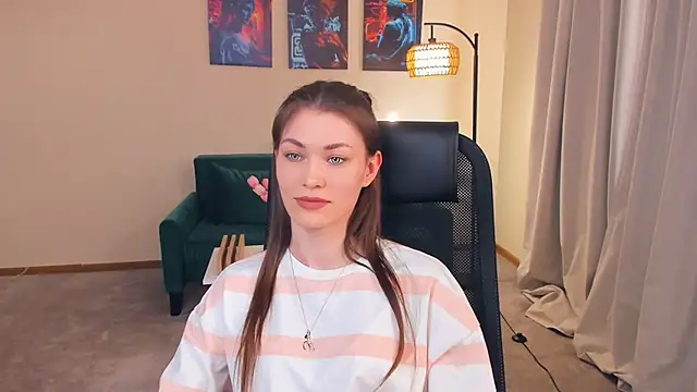 JulissaLipoma online show from 22, 3, 2026