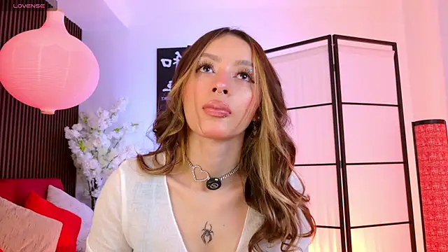 Elysia carter online show from 22, 5, 2026