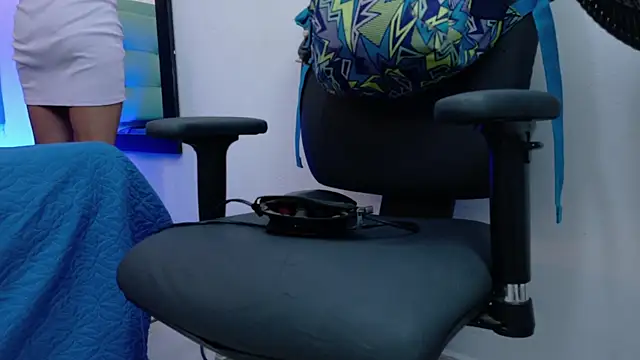 Yuri Queen online show from 8, 8, 2026