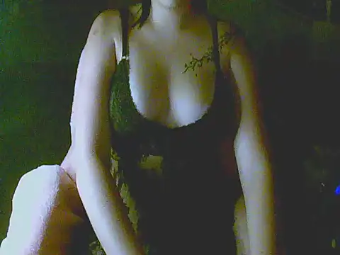 Snapshot of NiineChan chatting on 22, 3, 2026 NiineChan online show from 22, 3, 2026