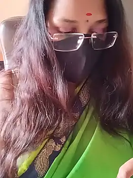 Snapshot of poojag_2 chatting on 29, 6, 2026 poojag 2 online show from 29, 6, 2026