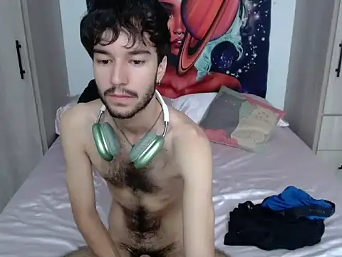 Snapshot of Adrien_polo chatting on 6, 6, 2026 Adrien polo online show from 6, 6, 2026