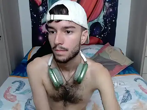 Snapshot of Adrien_polo chatting on 17, 7, 2026 Adrien polo online show from 17, 7, 2026