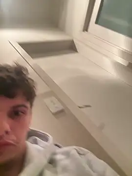 Snapshot of surfboy07 chatting on 19, 3, 2026 surfboy07 online show from 19, 3, 2026