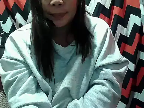 Snapshot of pinaylynlyn chatting on 28, 7, 2026 pinaylynlyn online show from 28, 7, 2026
