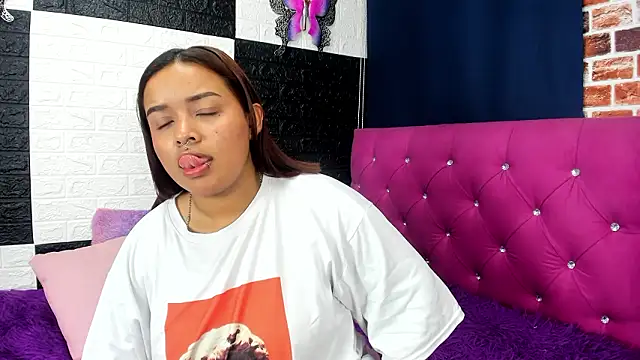 Snapshot of SofiiaCutee chatting on 23, 3, 2026 SofiiaCutee online show from 23, 3, 2026