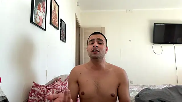 Snapshot of Daniel_ice chatting on 19, 7, 2026 Daniel ice online show from 19, 7, 2026