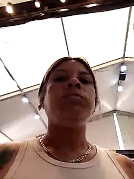 alanna6950 online show from 23, 4, 2026