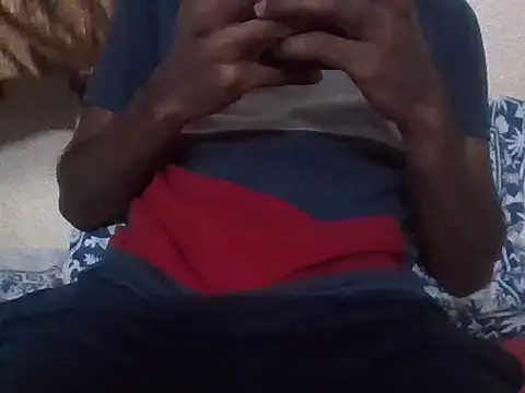 Snapshot of bulls_eye35 chatting on 1, 4, 2026 bulls eye35 online show from 1, 4, 2026