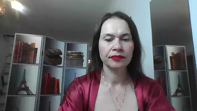 Snapshot of Selena_Moo chatting on 13, 7, 2026 Selena Moo online show from 13, 7, 2026
