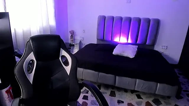 MadisonIvanova online show from 1, 5, 2026