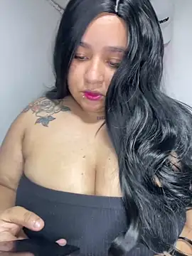 Snapshot of Luciona-Xxx chatting on 23, 3, 2026 Luciona-Xxx online show from 23, 3, 2026