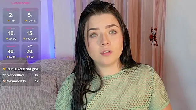 Snapshot of CamilaRougee chatting on 18, 4, 2026 CamilaRougee online show from 18, 4, 2026