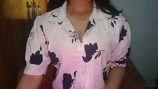 urvashi rai online show from 9, 8, 2026