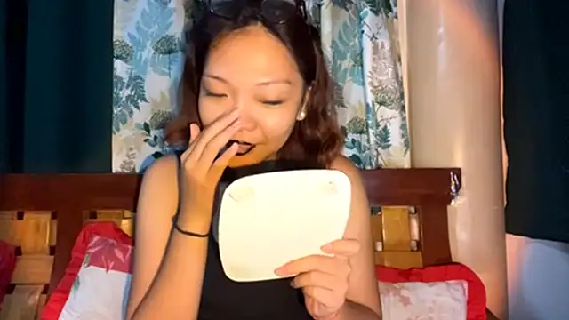 urhottie lottie online show from 23, 3, 2026