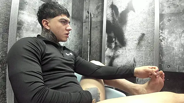 Snapshot of Gury_tattoo chatting on 15, 6, 2026 Gury tattoo online show from 15, 6, 2026