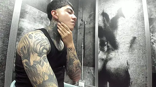 Snapshot of Gury_tattoo chatting on 22, 6, 2026 Gury tattoo online show from 22, 6, 2026