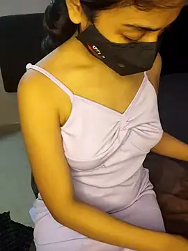 ALIZA FENDY online show from 19, 4, 2026