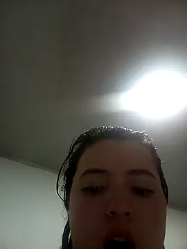Snapshot of violetascottt chatting on 4, 4, 2026 violetascottt online show from 4, 4, 2026