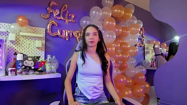 Zoe 444 online show from 11, 4, 2026