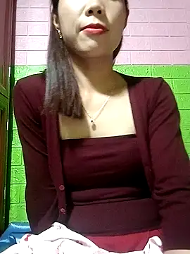 AmyLinee01 online show from 24, 4, 2026
