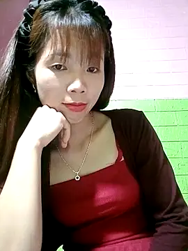 AmyLinee01 online show from 27, 4, 2026