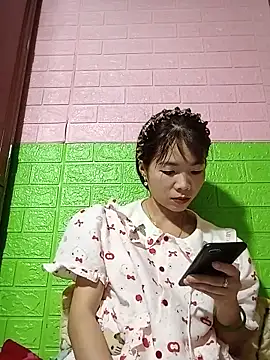 AmyLinee01 online show from 24, 5, 2026