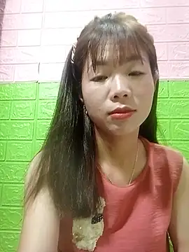 AmyLinee01 online show from 15, 6, 2026