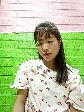 AmyLinee01 online show from 26, 6, 2026