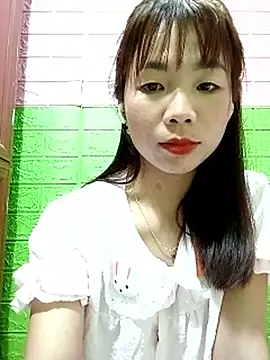 AmyLinee01 online show from 29, 6, 2026