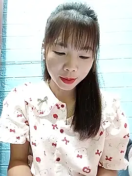 AmyLinee01 online show from 24, 7, 2026