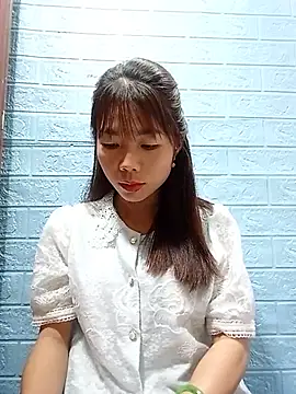 AmyLinee01 online show from 2, 8, 2026