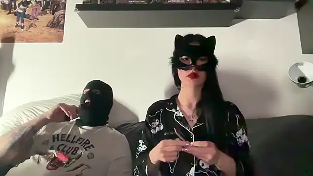 SilentScreamsVan- online show from 18, 4, 2026