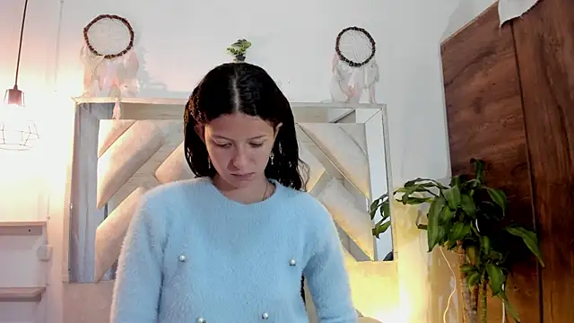 sofy bonnet1 online show from 30, 4, 2026