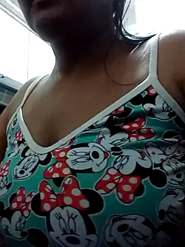 sexymomsn online show from 31, 3, 2026