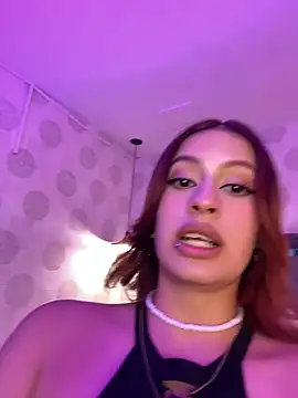 Snapshot of steffmontespink18 chatting on 10, 7, 2026 steffmontespink18 online show from 10, 7, 2026