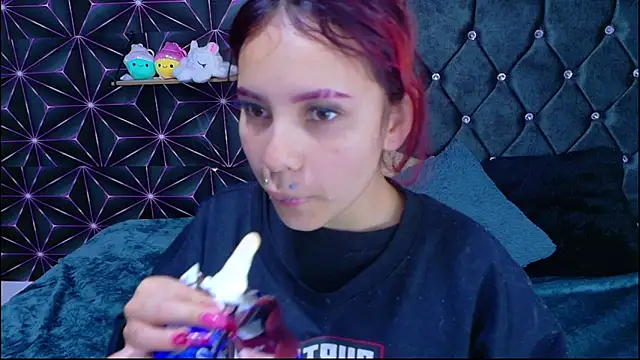 Megam white online show from 17, 4, 2026