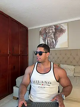 Snapshot of Trevor_vinc chatting on 29, 3, 2026 Trevor vinc online show from 29, 3, 2026