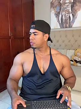 Snapshot of Trevor_vinc chatting on 17, 4, 2026 Trevor vinc online show from 17, 4, 2026